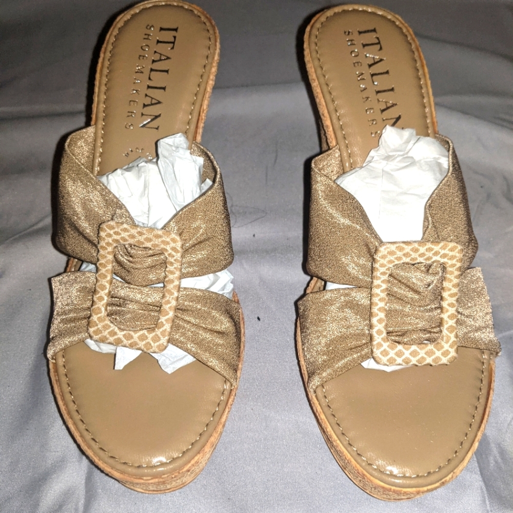 Italian Shoemakers Beige Wedge Sandals 6.5